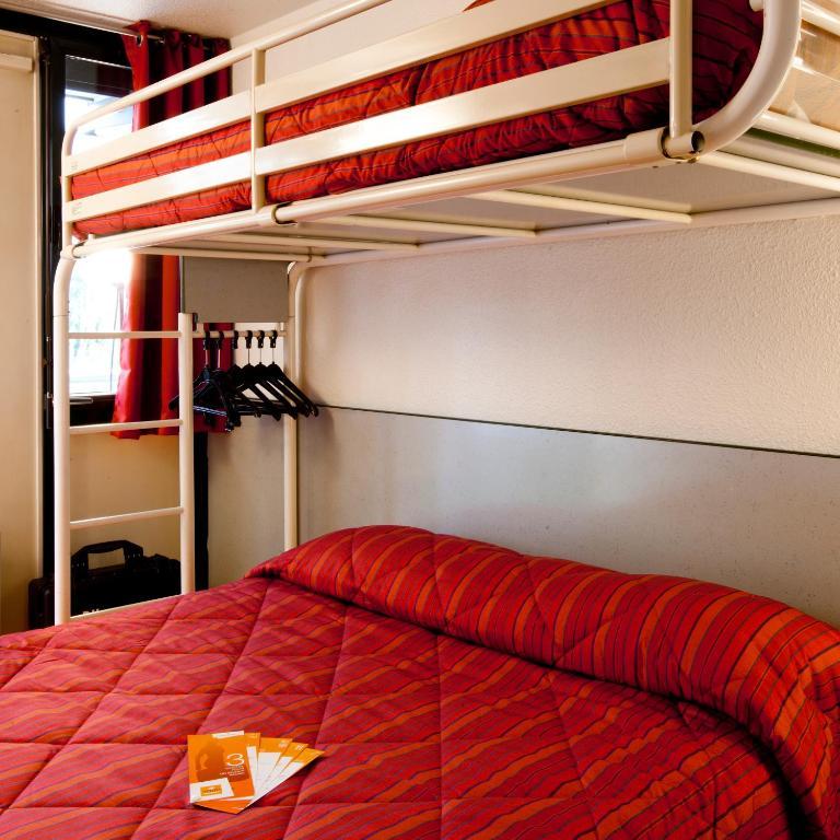 Premiere Classe Lyon Sud - Chasse Sur Rhône Exterior foto