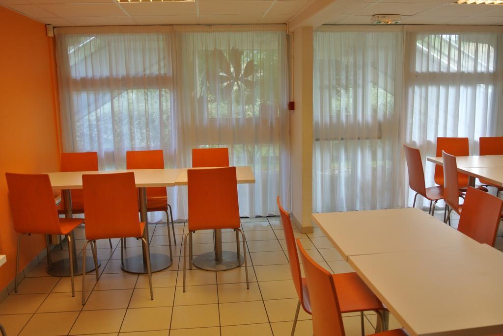Premiere Classe Lyon Sud - Chasse Sur Rhône Exterior foto