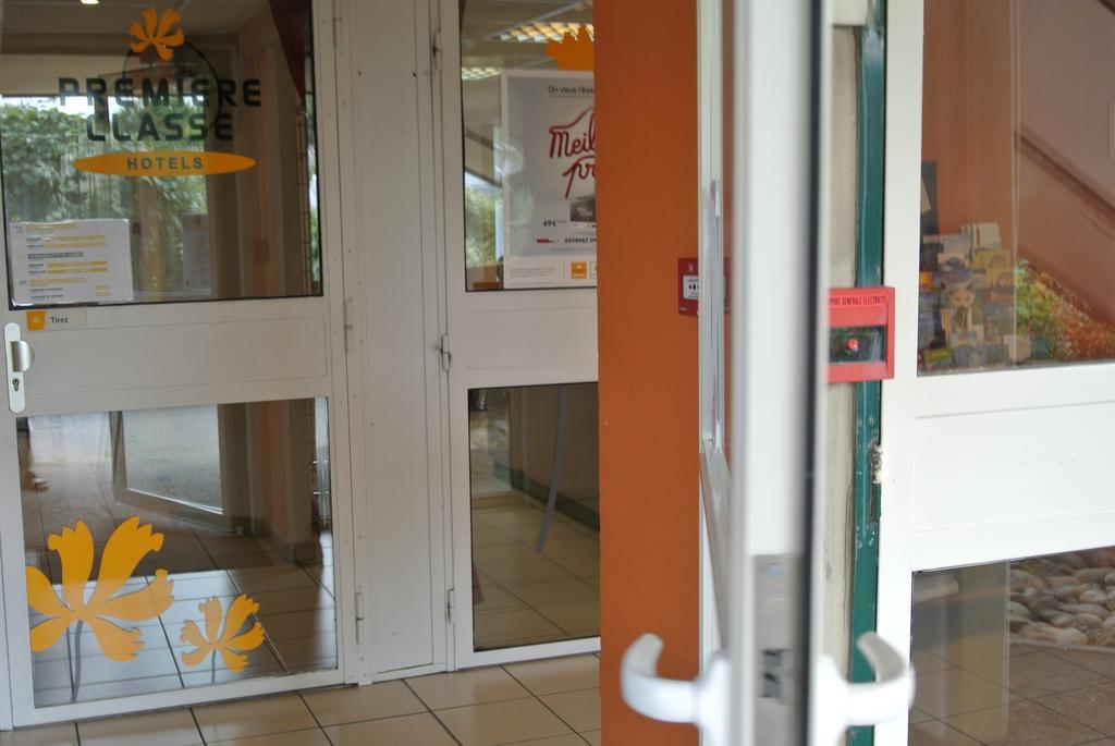 Premiere Classe Lyon Sud - Chasse Sur Rhône Exterior foto