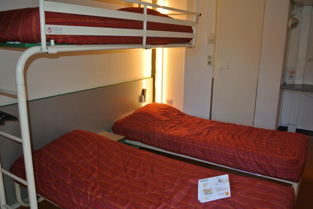 Premiere Classe Lyon Sud - Chasse Sur Rhône Exterior foto